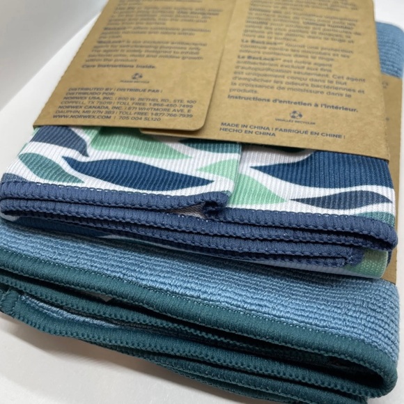 Norwex Basic Package EnviroCloth Teal w/Dark Trim + Window Cloth Leaf New - Picture 9 of 9